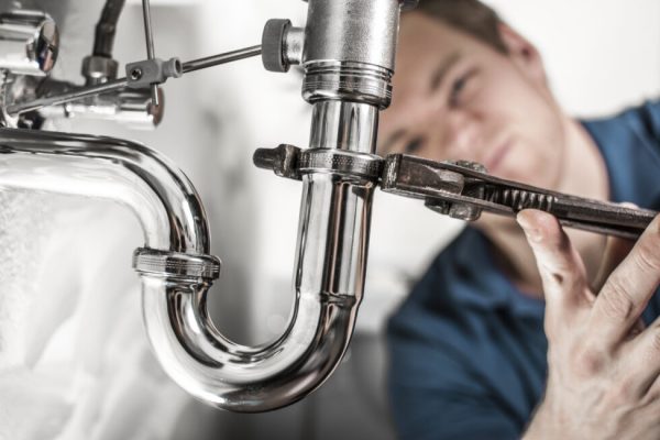 valuing-a-plumbing-business-980x650